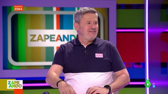Miki Nadal celebra en directo en Zapeando que será de nuevo padre: "¡Estoy muy feliz!" Miki Nadal celebra en directo en Zapeando que será de nuevo padre: "¡Estoy muy feliz!"