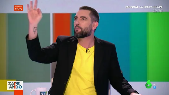 Dani Mateo desvela cuál es el momento en el que los presentadores se tiran pedos: "Por eso siempre los veis así" Dani Mateo desvela cuál es el momento en el que los presentadores se tiran pedos: "Por eso siempre los veis así"