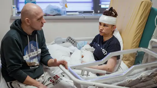 La familia recuperándose en el Hospital Ataques a civiles