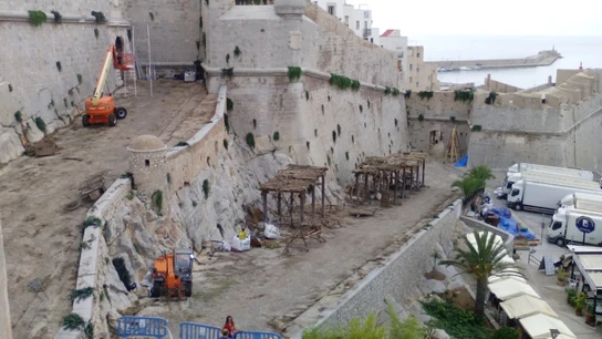 Las calles de Peñíscola durante el rodaje. Las calles de Peñíscola durante el rodaje.