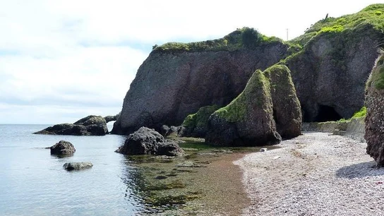 Las cuevas de Cushendun, en Irlanda del Norte. Las cuevas de Cushendun, en Irlanda del Norte.