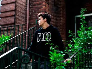 No te dejes las luces encendidas cuando salgas de casa No te dejes las luces encendidas cuando salgas de casa