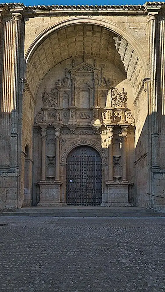 Iglesia de Santa María de Alarcón: la curiosa historia del emblema de la localidad de Cuenca
