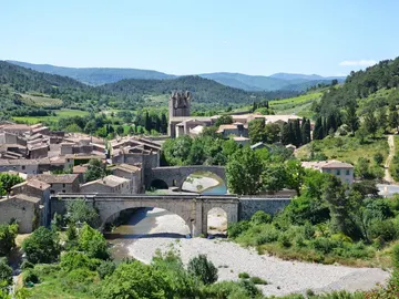 Lagrasse, una joya medieval francesa que debes conocer Lagrasse, una joya medieval francesa que debes conocer