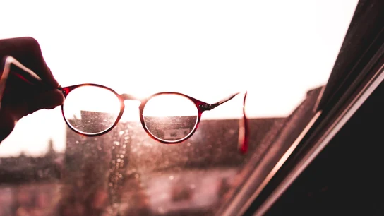 Miopía: claves y consejos para cuidar la visión y evitar que aumenten las dioptrías Miopía: claves y consejos para cuidar la visión y evitar que aumenten las dioptrías