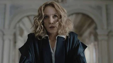 Camila Morgado es la protagonista de Oración.
