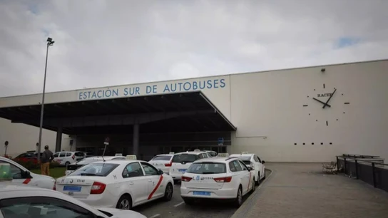 Imagen de archivo de una de las entradas de la Estación Sur de Autobuses de Madrid Imagen de archivo de una de las entradas de la Estación Sur de Autobuses de Madrid