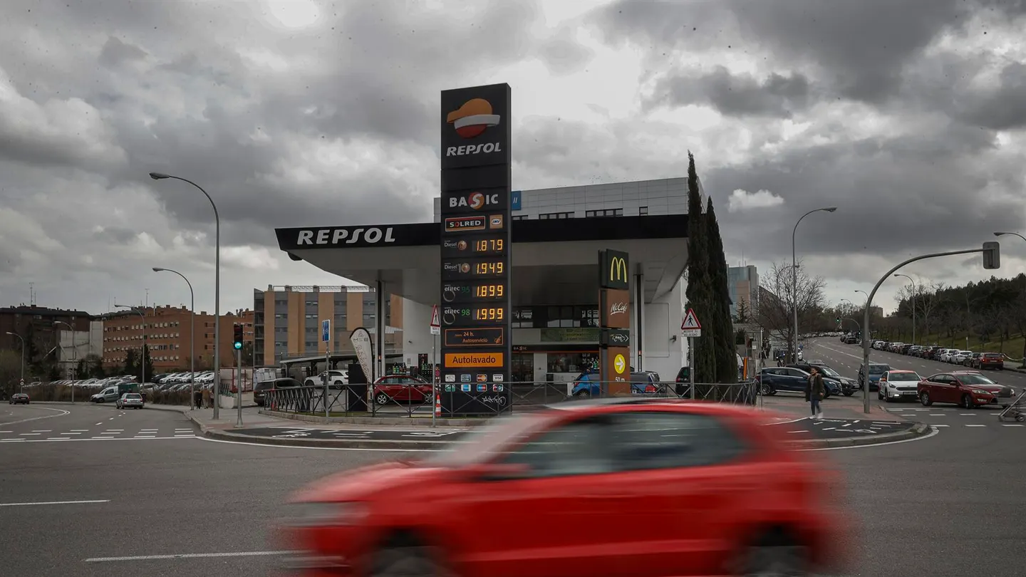 Una gasolinera Repsol Una gasolinera Repsol | EFE/ Emilio Naranjo