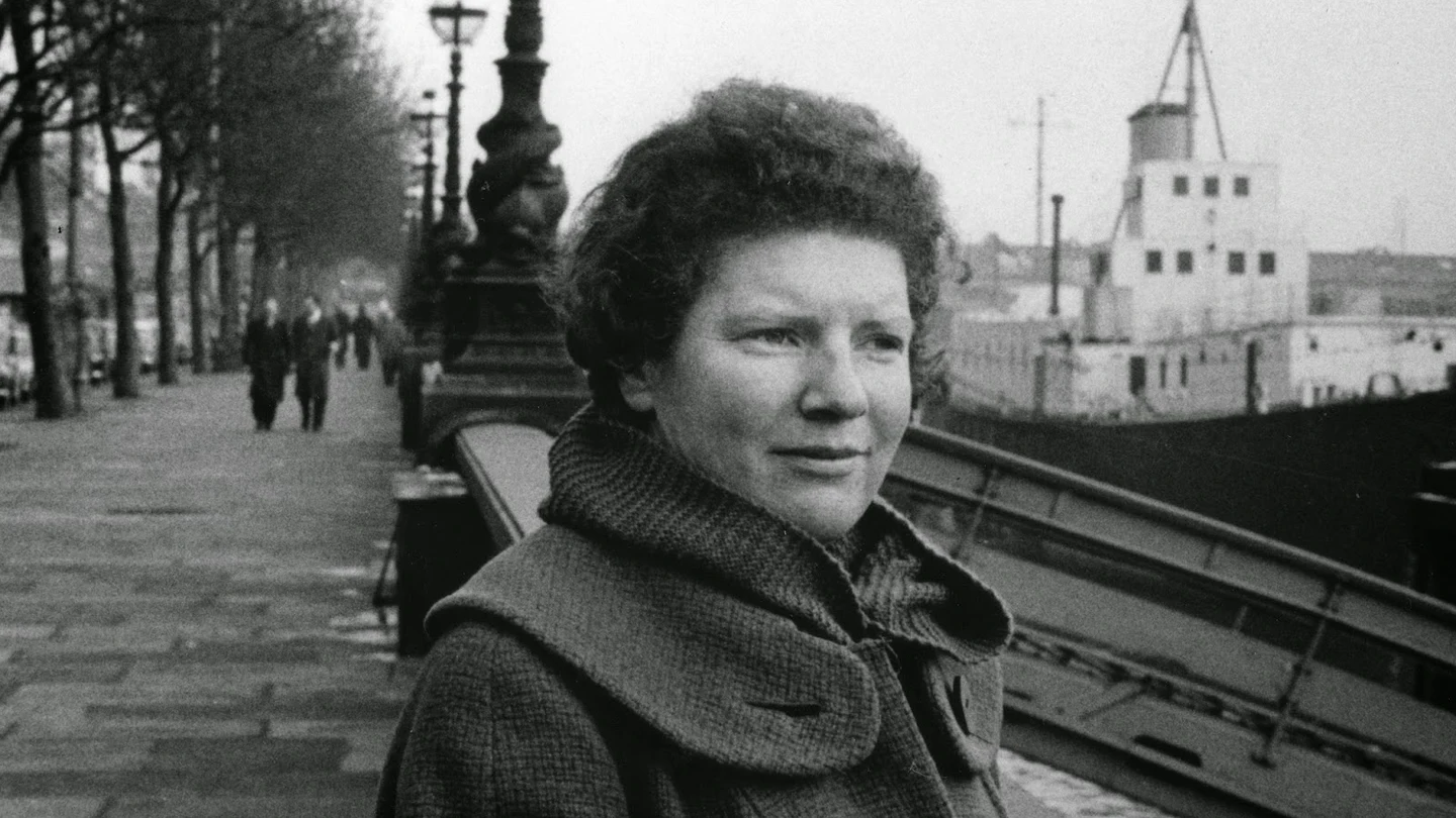 La escritora Janet Frame La escritora Janet Frame