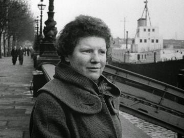 La escritora Janet Frame