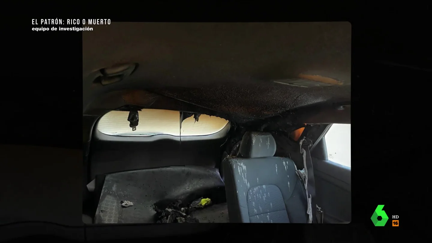 Coche calcinado Coche calcinado