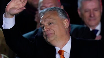 El primer ministro de Hungría, Viktor Orbán, celebra su victoria en las elecciones