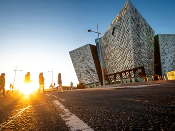 El 15 de abril se cumplen 110 años del hundimiento del Titanic y 10 de la apertura del museo Titanic Belfast El 15 de abril se cumplen 110 años del hundimiento del Titanic y 10 de la apertura del museo Titanic Belfast