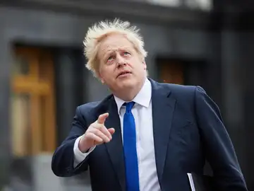 Boris Johnson será multado por participar en fiestas durante la pandemia