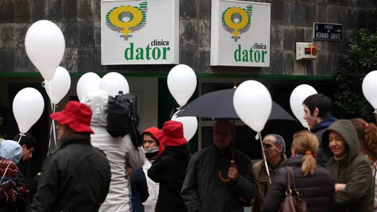 El acoso a mujeres que acudan a clínicas para abortar será delito a partir del jueves El acoso a mujeres que acudan a clínicas para abortar será delito a partir del jueves