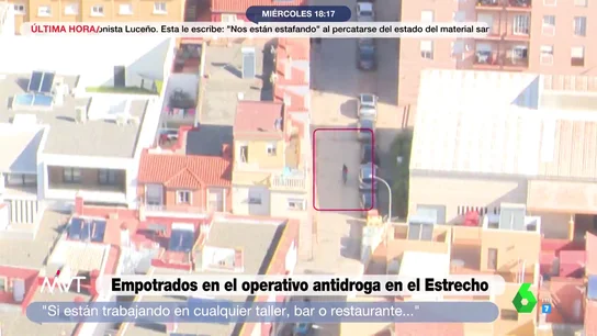 Narcolanchas, narcopisos, vigilantes... así se ve el narcotráfico La Línea de la Concepción desde el aire Narcolanchas, narcopisos, vigilantes... así se ve el narcotráfico La Línea de la Concepción desde el aire