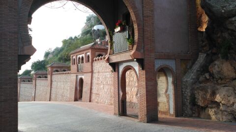 Comares