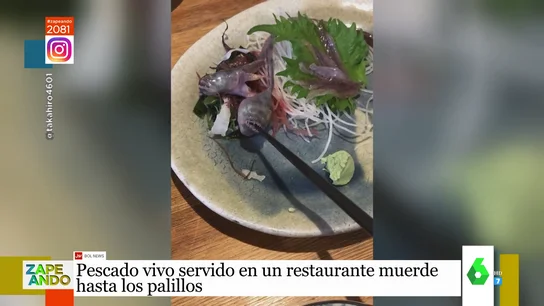 El impactante momento en el que un pez vivo se mueve y abre la boca en el plato de un restaurante El impactante momento en el que un pez vivo se mueve y abre la boca en el plato de un restaurante