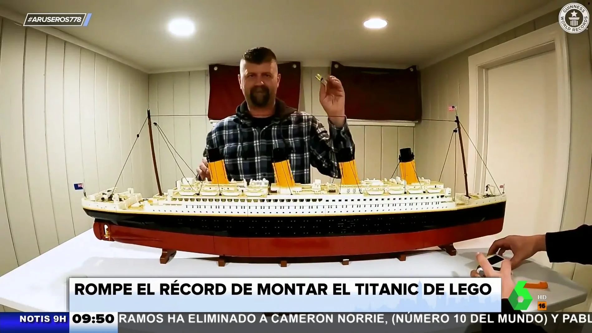 Un hombre bate un récord montando el de Lego en 14 horas