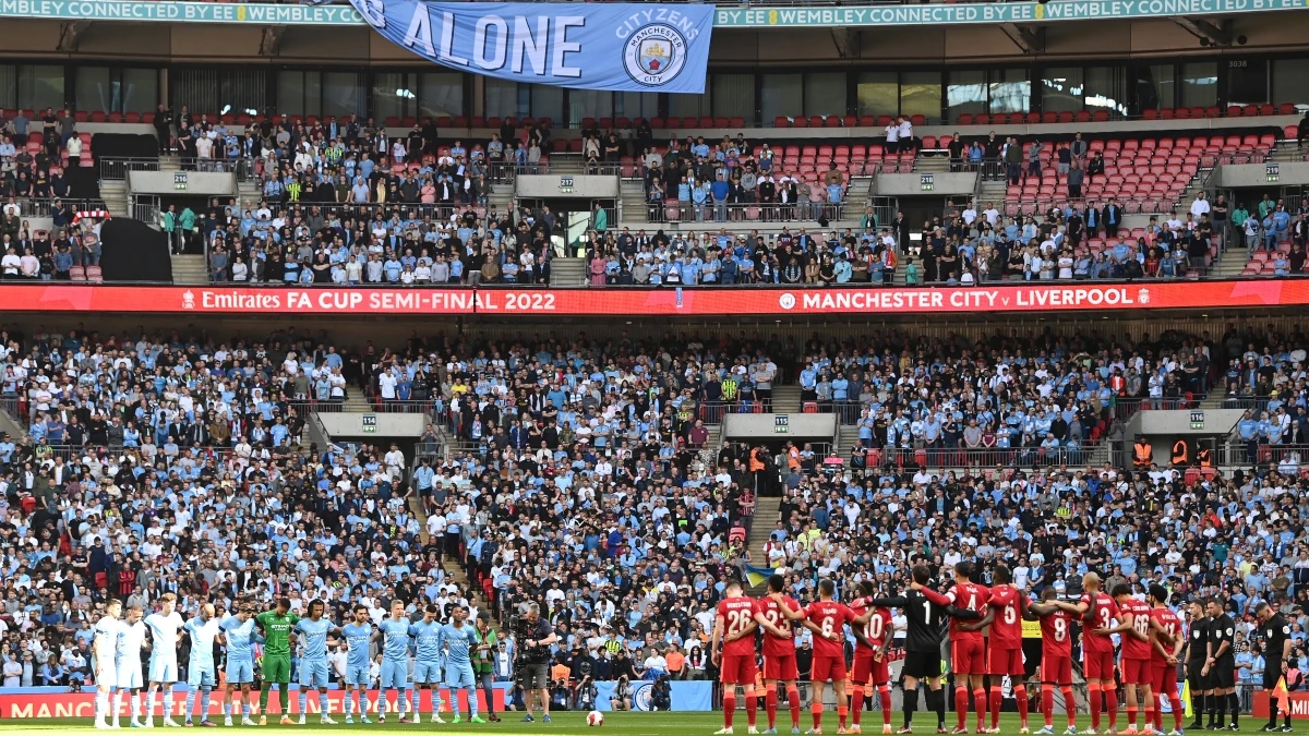 Minuto de silencio en Wembley