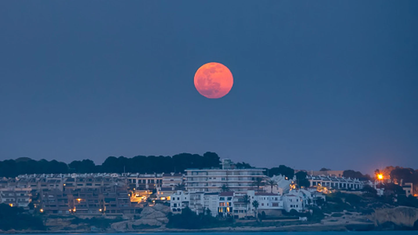 ¿Cuándo es el mejor momento para ver la luna llena rosa hoy? ¿Cuándo es el mejor momento para ver la luna llena rosa hoy?