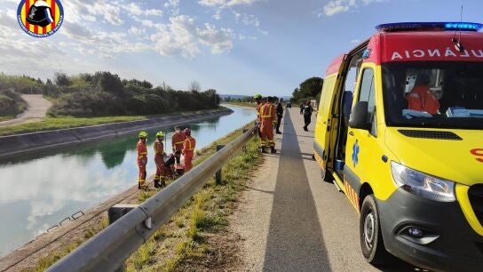 Un menor resulta herido grave tras caer a un canal en Picassent, Valencia