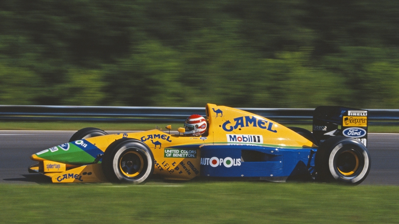 Michael Schumachers erstes F1-Auto wird versteigert: Benetton B192 Michael Schumachers erstes F1-Auto wird versteigert: Benetton B192
