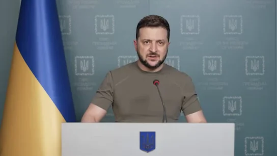 El presidente ucraniano, Volodomir Zelenski, ha publicado un vídeo en su cuenta de Telegram en donde señala que las tropas rusas han dado comienzo a lo que ha tildado como "la batalla del Donbás". El presidente ucraniano, Volodomir Zelenski, ha publicado un vídeo en su cuenta de Telegram en donde señala que las tropas rusas han dado comienzo a lo que ha tildado como "la batalla del Donbás".
