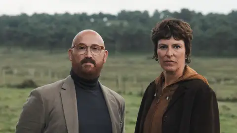 Javier Cámara y Mónica López, en 'Rapa' Javier Cámara y Mónica López, en 'Rapa'