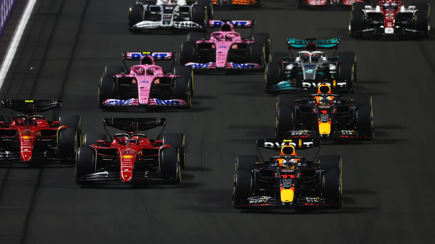 Salida del Gran Premio de Arabia Saudí Salida del Gran Premio de Arabia Saudí