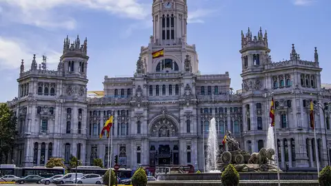 Ayuntamiento de Madrid y La Cibeles Ayuntamiento de Madrid y La Cibeles