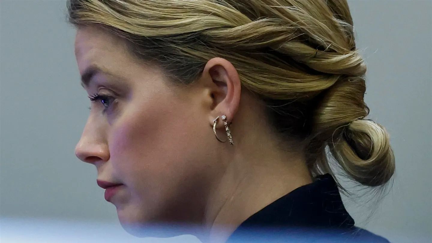 Amber Heard asiste al juicio por difamación de Depp vs. Heard en el juzgado. Amber Heard asiste al juicio por difamación de Depp vs. Heard en el juzgado.