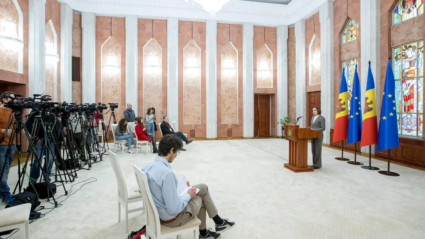 Rueda de prensa de la presidenta de Moldaviau, Maia Sandu, tras las explosiones en Transnistria. Rueda de prensa de la presidenta de Moldaviau, Maia Sandu, tras las explosiones en Transnistria.