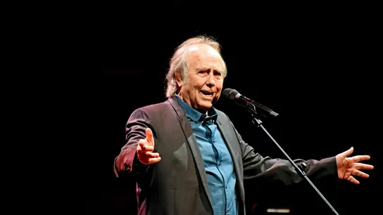 Serrat se despide por todo lo alto en Nueva York, donde inicia su última gira Lleno absoluto