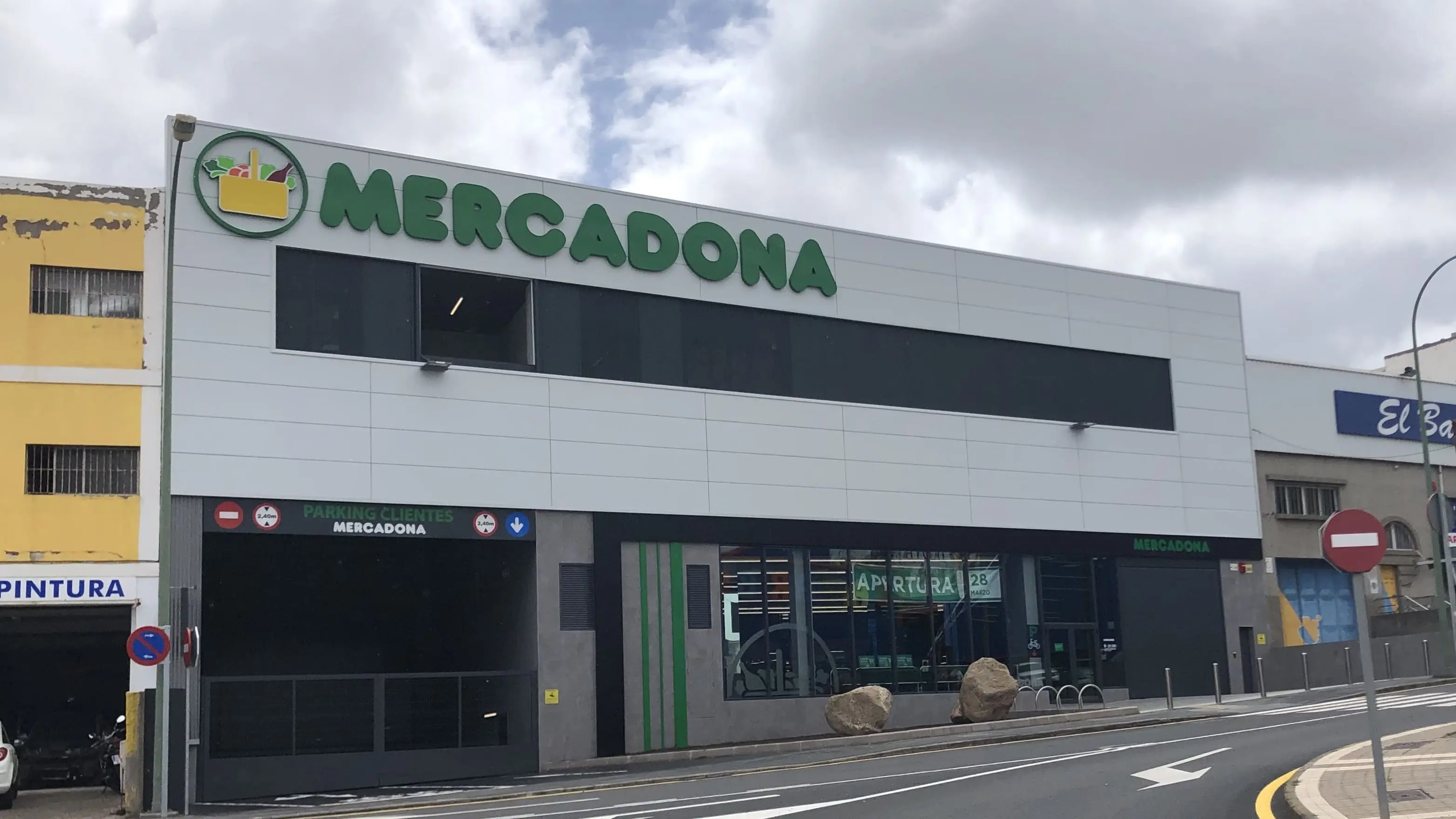 ¿Abre El Corte Inglés, Mercadona y Lidl el 1 y 2 de mayo?