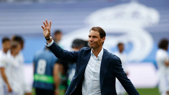 Rafa Nadal, en el saque de honor de la 35º Liga del Real Madrid Rafa Nadal, en el saque de honor de la 35º Liga del Real Madrid