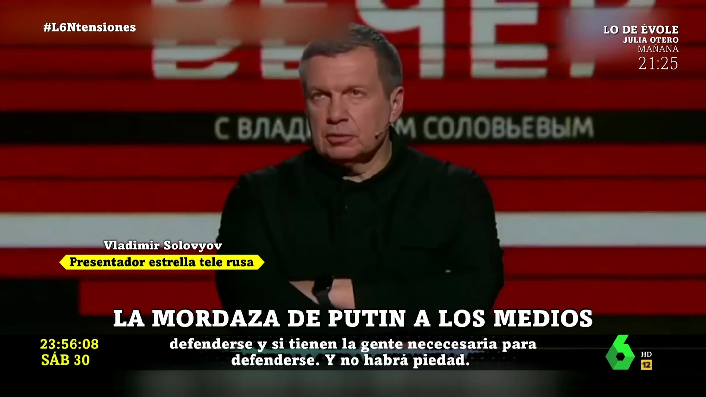 Los impactantes mensajes de propaganda del Kremlin de la tele rusa: "No tendremos piedad. No solo Ucrania tiene que ser desnazificada" Los impactantes mensajes de propaganda del Kremlin de la tele rusa: "No tendremos piedad. No solo Ucrania tiene que ser desnazificada"