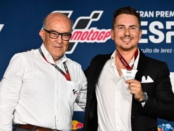 Jorge Lorenzo se cuelga la medalla de 'Leyenda de MotoGP' en Jerez