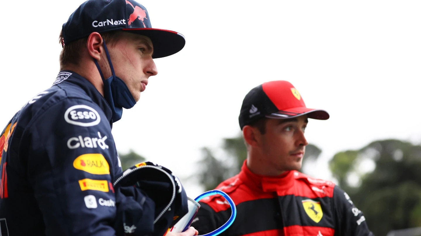 Verstappen y Leclerc, pilotos de Red Bull y de Ferrari Verstappen y Leclerc, pilotos de Red Bull y de Ferrari