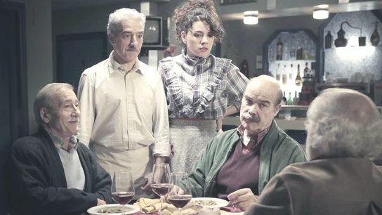 Resines fue Olmedilla en la serie de los Alcántara. Resines fue Olmedilla en la serie de los Alcántara.