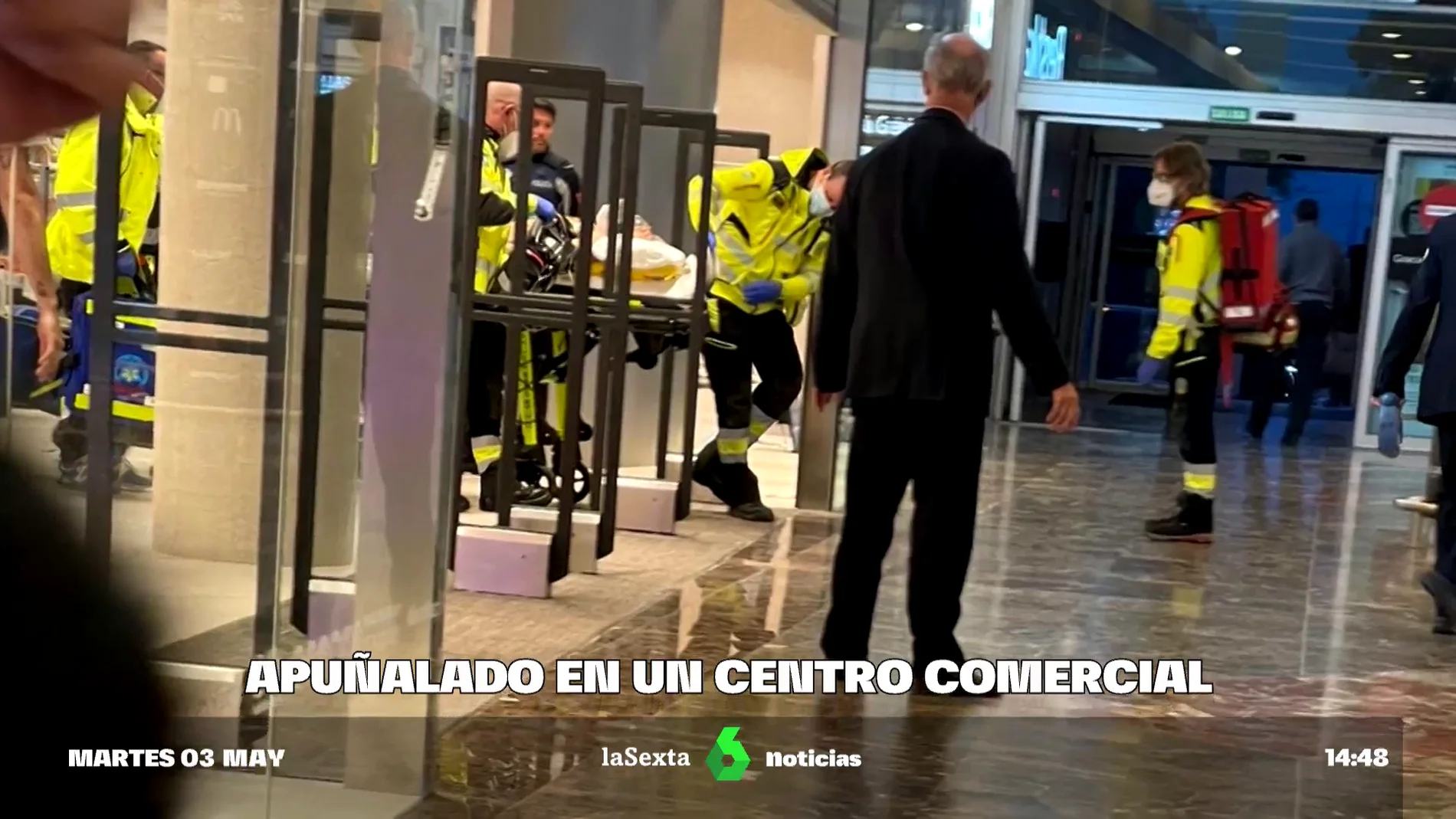 Apuñalado un joven de 25 años en el centro comercial La Gavia de Madrid