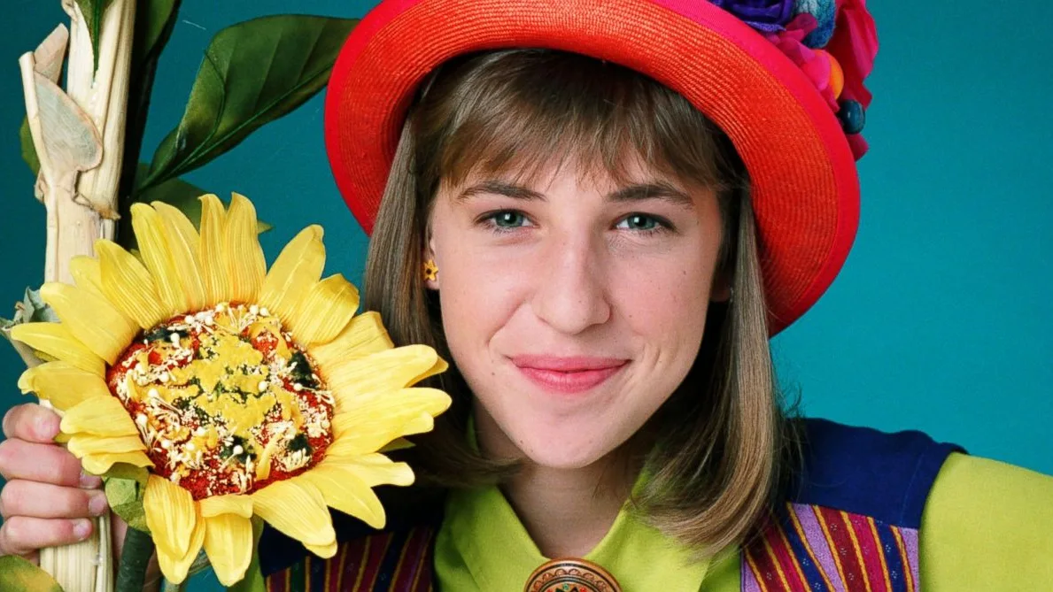 Mayim Bialik se dio a conocer gracias a la pizpireta Blossom.