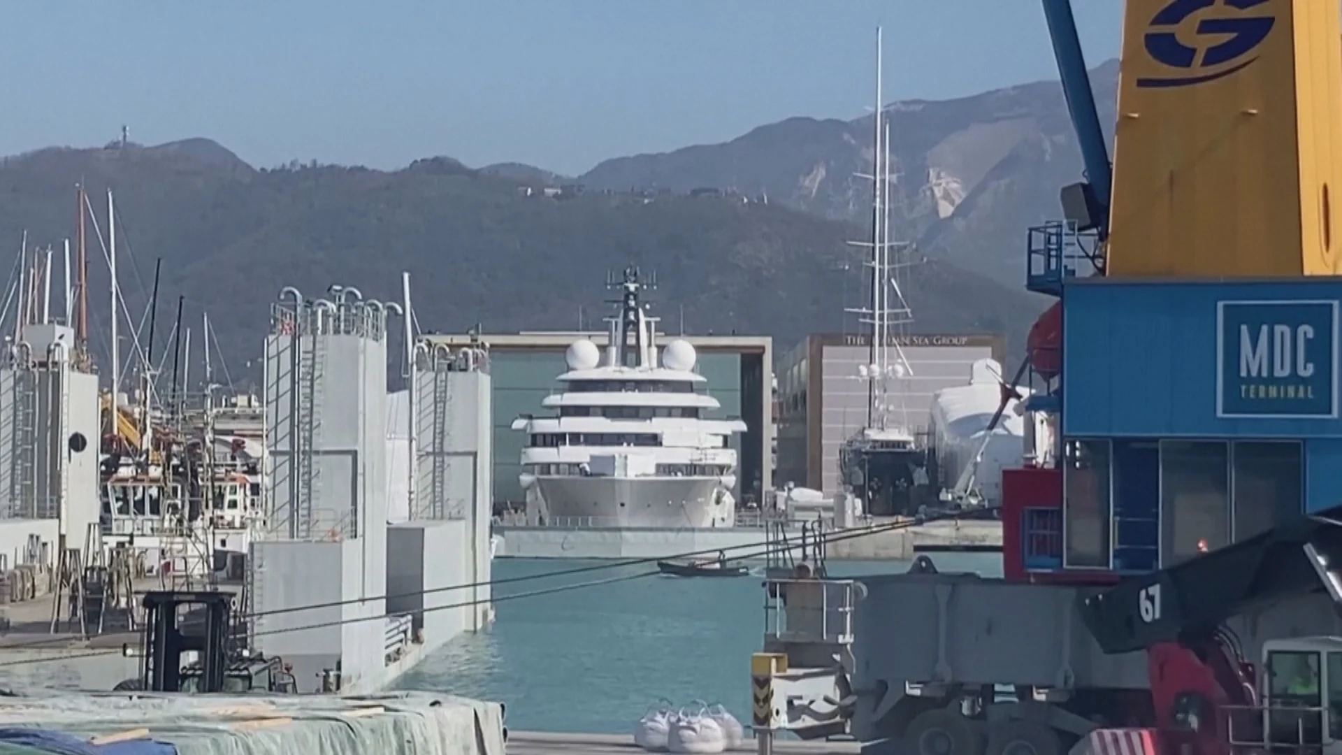 Italia confisca un supuesto yate de Putin valorado en 650 millones de euros