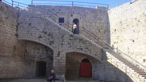 Castillo de Ledesma