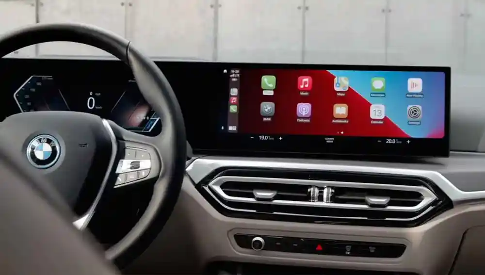 Tendrás que renunciar a Android Auto o CarPlay en tu nuevo BMW, al menos de momento