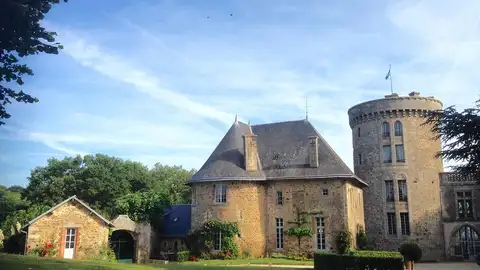 Castillo de la Flocellière Castillo de la Flocellière