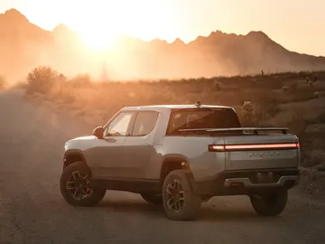 Ford decide poner a la venta parte de sus acciones de Rivian Ford decide poner a la venta parte de sus acciones de Rivian