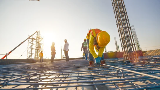 Empresarios y trabajadores de la construcción acuerdan el primer plan de pensiones colectivo Empresarios y trabajadores de la construcción acuerdan el primer plan de pensiones colectivo