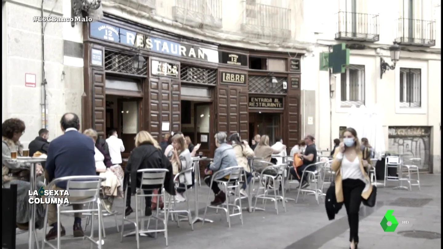 La taberna donde se fundó el PSOE que corrió peligro por culpa de la Sareb: "Podía darse el caso de que nos desahuciaran" La taberna donde se fundó el PSOE que corrió peligro por culpa de la Sareb: "Podía darse el caso de que nos desahuciaran"
