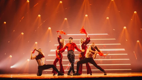 "Hola mi bebebé, llámame, llámame": la canción de Rumanía en Eurovisión 2022 que no podrás quitarte de la cabeza "Hola mi bebebé, llámame, llámame": la canción de Rumanía en Eurovisión 2022 que no podrás quitarte de la cabeza